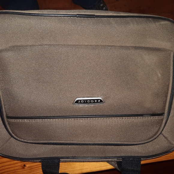 *bogo* prodigy crossbody/hand bag - Picture 6 of 6